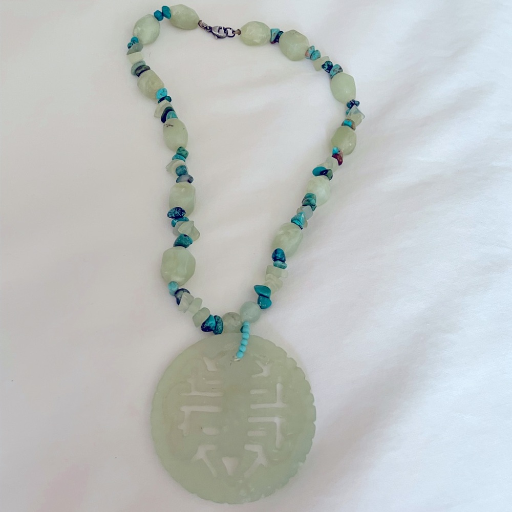 Vintage beaded necklace with jade pendant